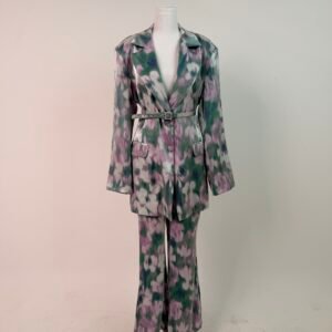 Alternative view of Lilac belted floral suit